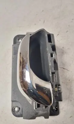 Volvo S80 Front door interior handle 09170046
