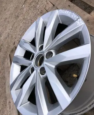 Volkswagen Touran III R16 alloy rim 5ta601025