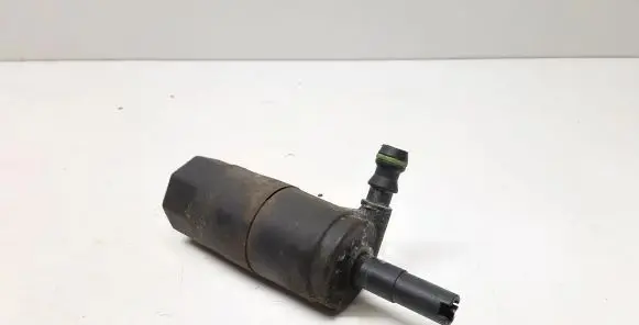 Volvo V50 Headlight washer pump 5W9313K082AA