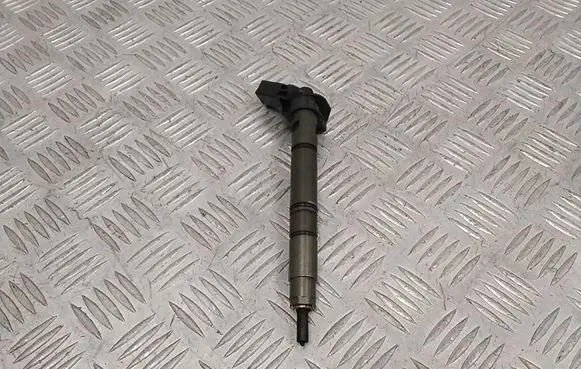 Audi A6 S6 C7 4G Fuel injector 059130277CR