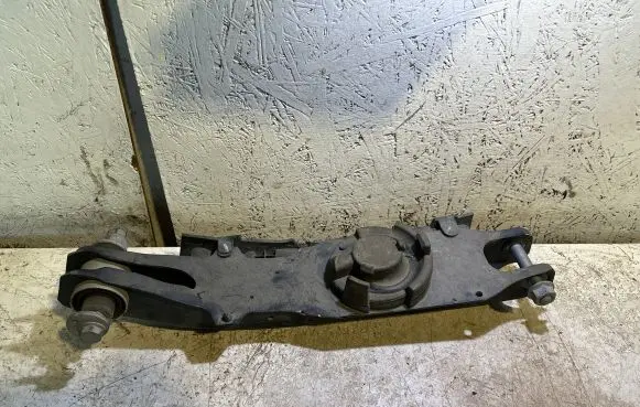 Jeep Grand Cherokee WL Rear control arm 68421129AA