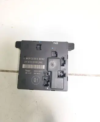 Mercedes-Benz E W211 Door control unit/module 211870338509 00406075