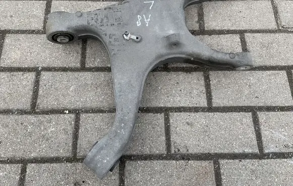 Audi A8 S8 D4 4H Rear upper control arm/wishbone 8R0505311F