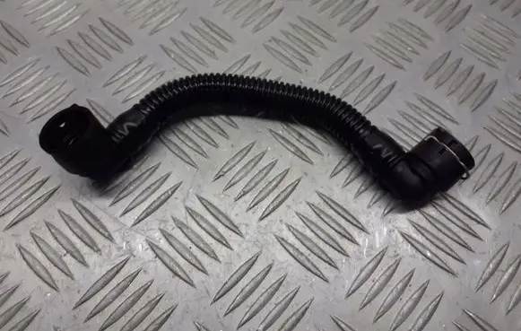 Chevrolet Aveo Breather hose/pipe 55556495
