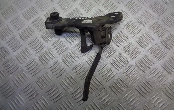 Skoda Superb B5 (3U) Engine bonnet (hood) release handle