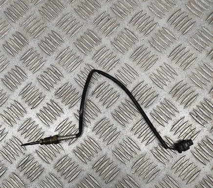 BMW 5 F10 F11 Oil temperature sensor 2656001902 7805606