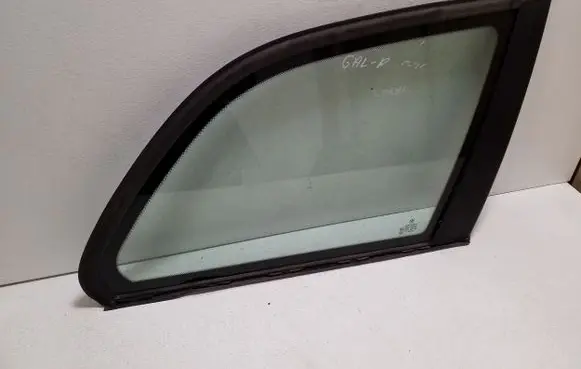 BMW 3 E46 Rear side window