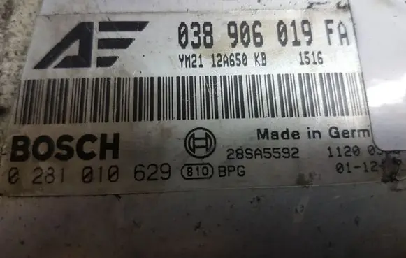 Ford Galaxy Engine control unit/module 038906019FA 0281010629