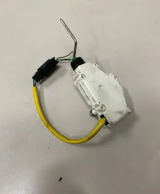 Volkswagen Sharan Central locking vacuum pump 95VW9B241AB
