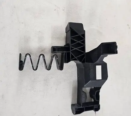 Audi A6 S6 C8 4K Headlight/headlamp mounting bracket 4K0805608