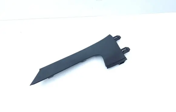 (D)pillar trim (top)