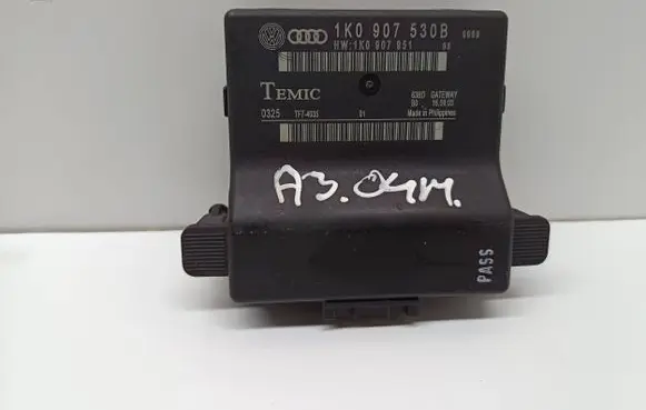 Audi A3 S3 8P Gateway control module 1K0907530B 1K0907951