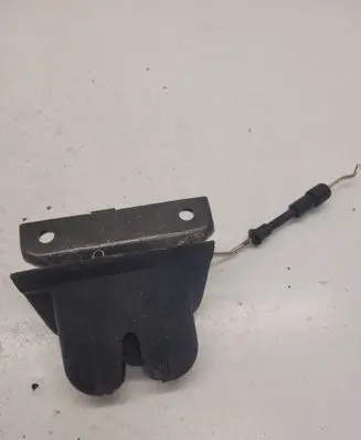 Audi A6 S6 C5 4B Tailgate/trunk/boot lock/catch/latch 4B9827505H