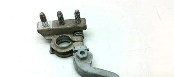 Volkswagen Touareg I Negative earth cable (battery)