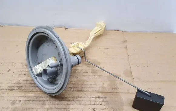 BMW 7 E65 E66 Fuel level sensor 6756258 140202002
