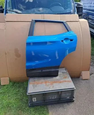 Nissan Qashqai Rear door 