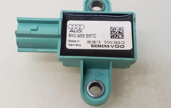Audi A4 S4 B8 8K Airbag deployment crash/impact sensor 8K0955557C