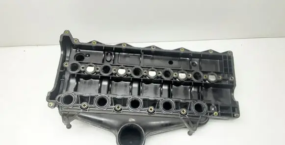 Volvo V70 Rocker cam cover 30743312 30743259