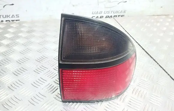 Renault Laguna I Rear/tail lights 7700820051