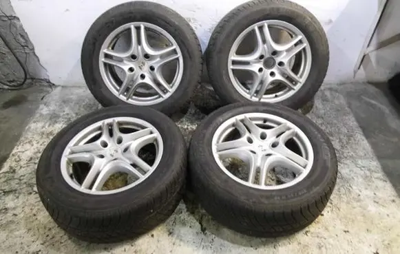 Iveco Daily 6th gen R16 alloy rim 