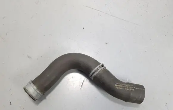 Mercedes-Benz Vito Viano W639 Engine coolant pipe/hose A6395016782
