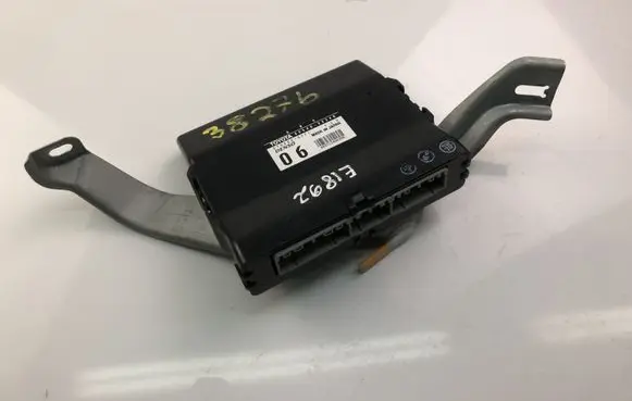 Toyota Camry Other control units/modules 8954033340