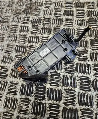 Citroen Berlingo Climate control unit 9681798380 A83010900 M5174100080