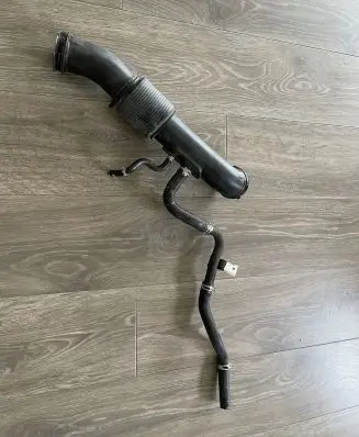 Hyundai Santa Fe Air intake hose/pipe 28130P4400 282732M300