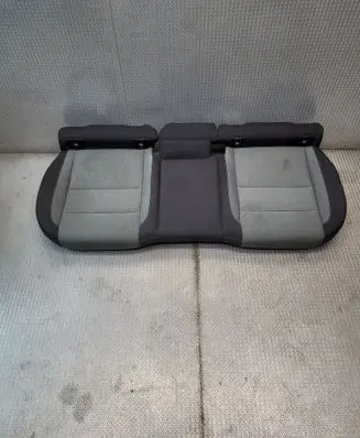 Volvo XC40 Rear seat 