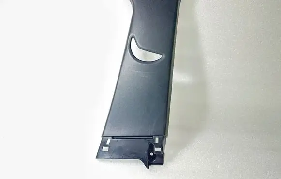 Ford Fiesta (B) pillar trim (top) L1BBA24582A GZ3UA L1BBA24582B