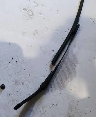 BMW 1 F20 F21 Front wiper blade arm W000026577B