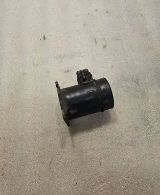 Nissan X-Trail T30 Mass air flow meter 22680