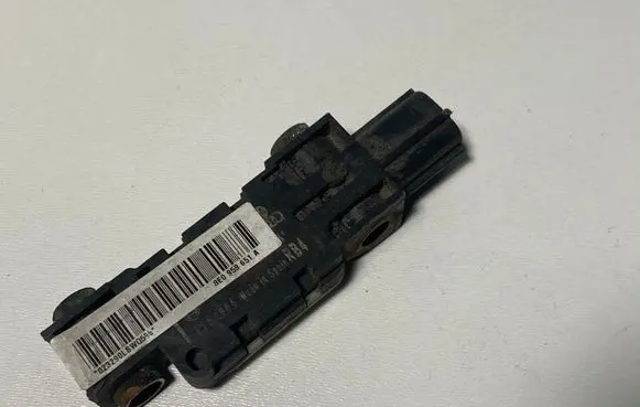 Audi A4 S4 B7 8E 8H Airbag deployment crash/impact sensor 8E0959651A
