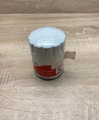 Ford Courier Oil filter cover 1220880