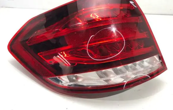 Mercedes-Benz E W212 Rear/tail lights A2129061703