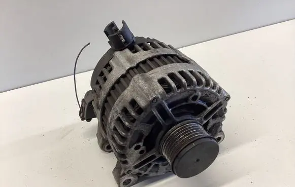 Land Rover Freelander 2 - LR2 Generator/alternator 6G9N10300YC