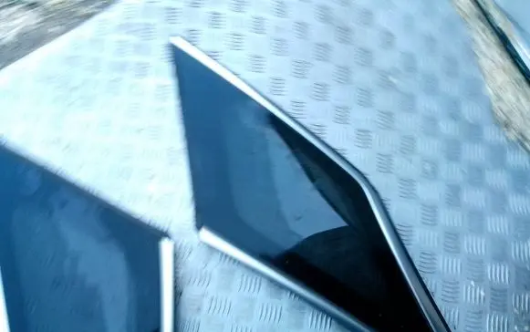Hyundai i40 Rear side window