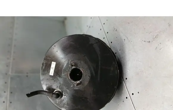 Skoda Octavia Mk1 (1U) Brake booster SERWOSKODA