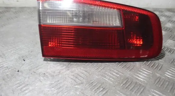 Renault Laguna II Tailgate rear/tail lights 8200002475