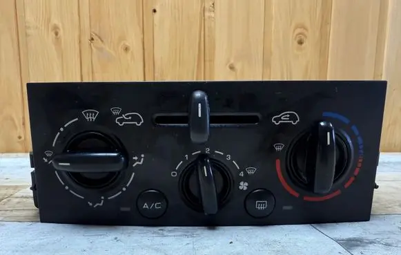Peugeot 207 Climate control unit 69910002 N102079BX