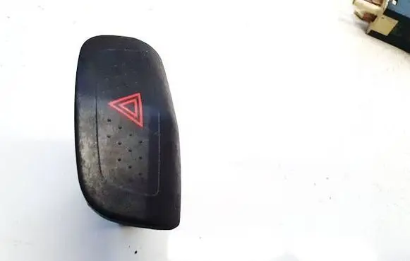 Nissan Primera Hazard light switch 06016