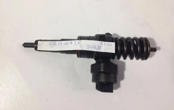 Volkswagen Sharan Fuel injector 038130073R 39988