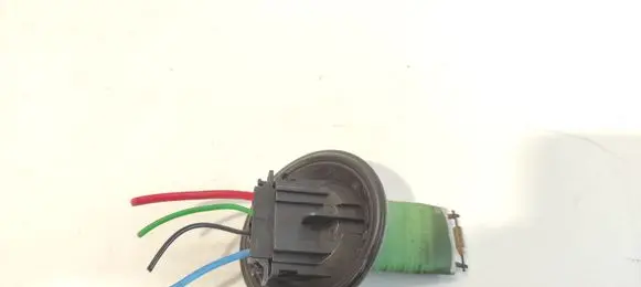 Coolant fan relay
