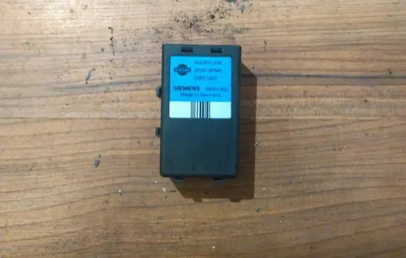 Nissan Primera Other control units/modules 285919f960 5wk4652