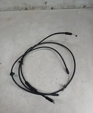 Hyundai Santa Fe Engine bonnet/hood lock release cable 