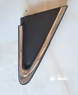 Toyota Avensis T270 Fender trim (molding) 6011705020