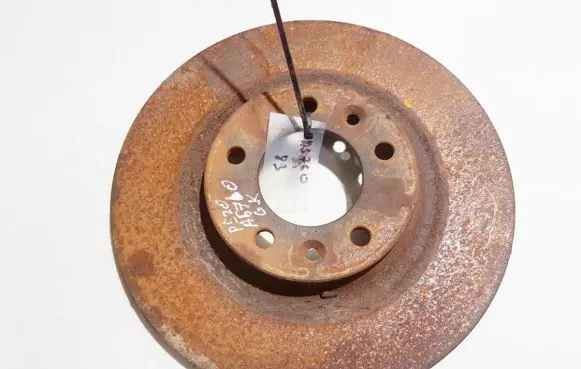 Peugeot 607 Rear brake disc neventiliuojamas