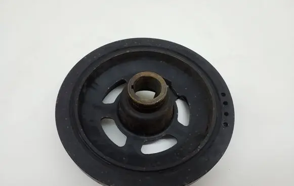 Mercedes-Benz C W203 Crankshaft pulley A6110300303