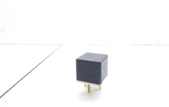 Jaguar XJ X40 Other relay 4RA00351033 00351033