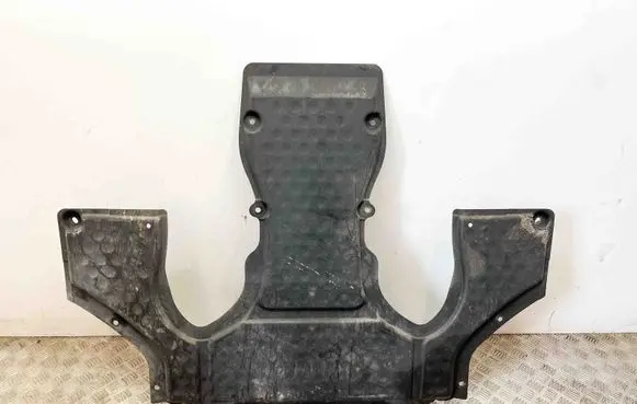 Mercedes-Benz SL R231 Engine splash shield/under tray 2315240030 A2315240030